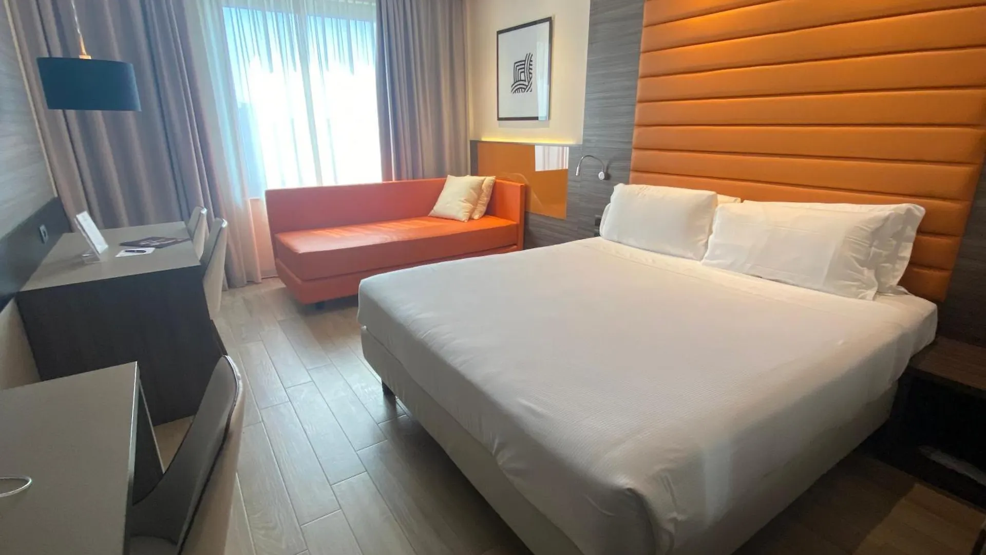iH Hotels Milano Lorenteggio Milaan