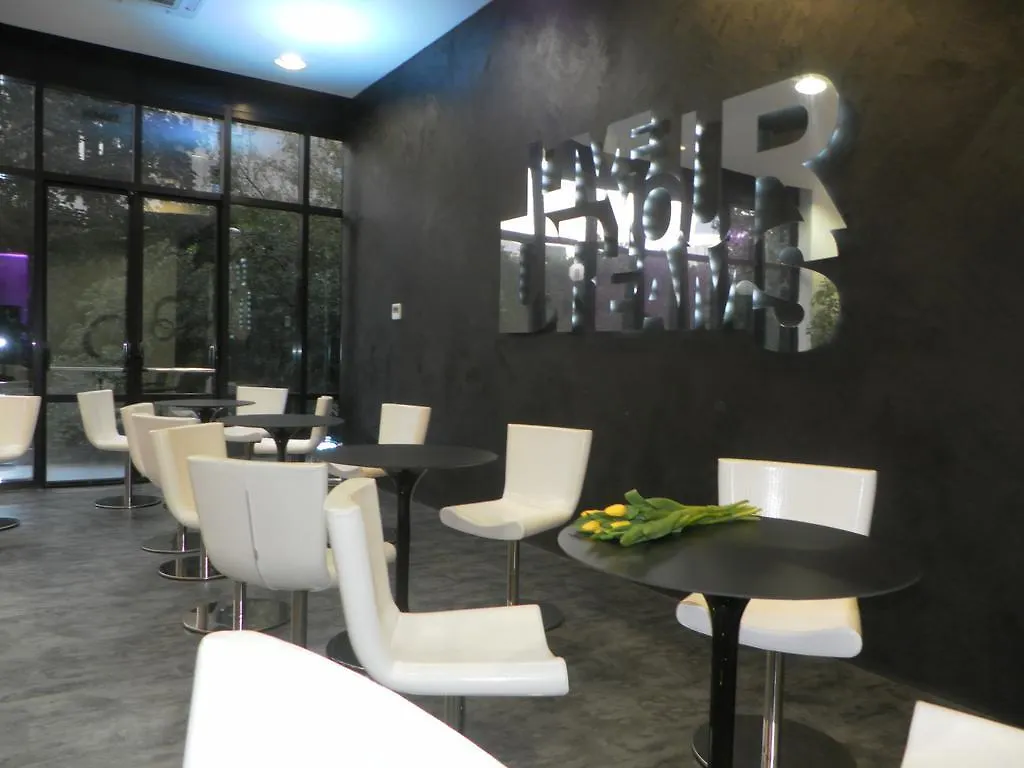 Ih Hotels Milano Lorenteggio 4*,